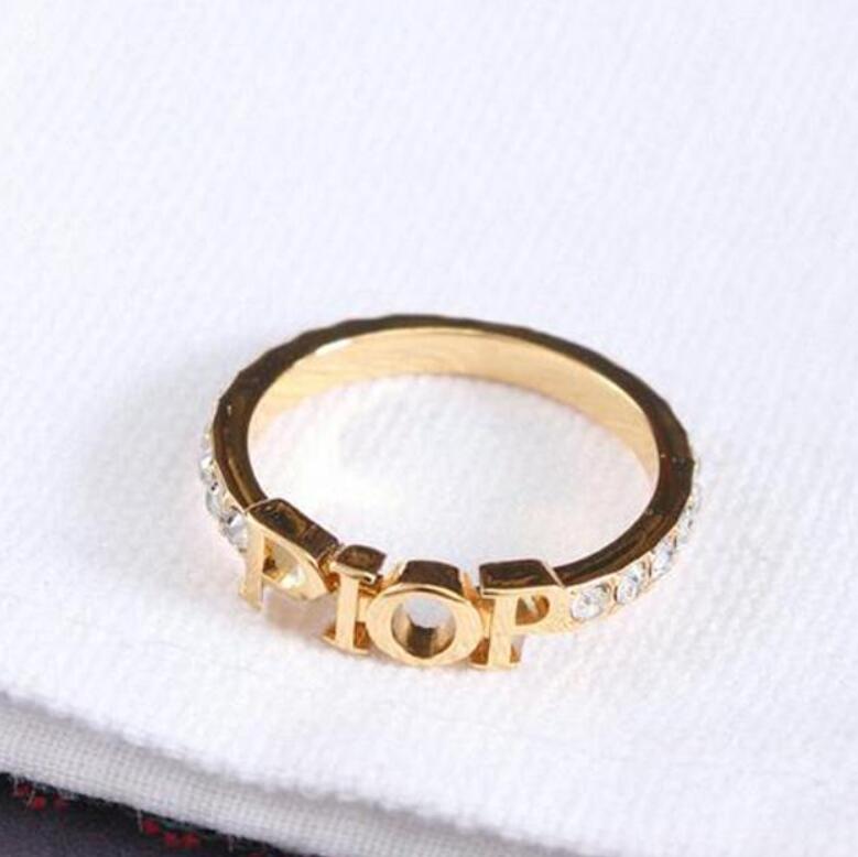 

2022 Fashion designer gold letter rings bague for lady women Party wedding lovers gift engagement jewelry no box 50%off
