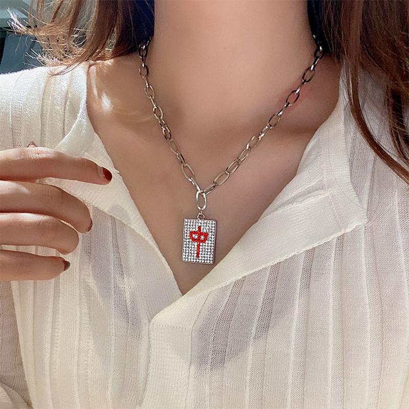 

Chains Trendy Punk Temperament Crystal Chain Pendant Neck Jewelry Woman Clavicle Choker Rhinestones Korean Necklace