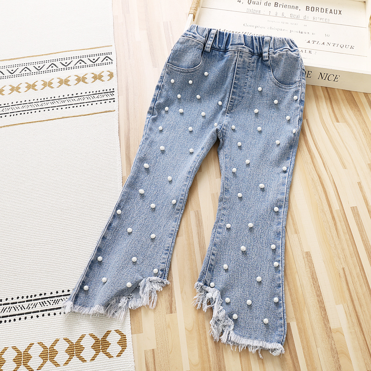 

Girls beaded flare jeans 2022 spring kids hole tassel denim pants INS children casual cowboy trouser A8237, Blue