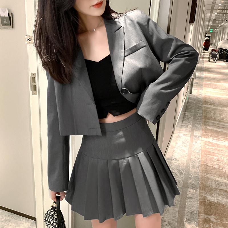 

2021 Women' Jacket Long Sleeve Student Pleated Skirt Suit Female Silver Grey Blazer Lady Office Work Suit Blazers Short Dress, Gray