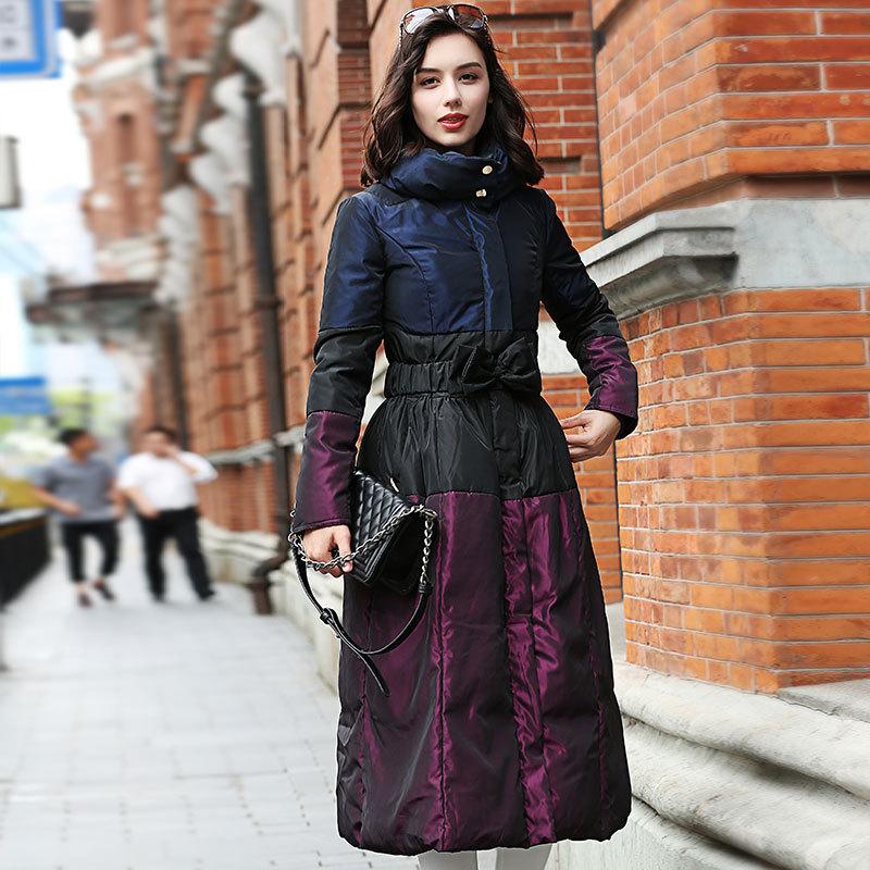 

2020 winter women' new fashion thickened white duck down large luxury knee length down jacket for women, Black