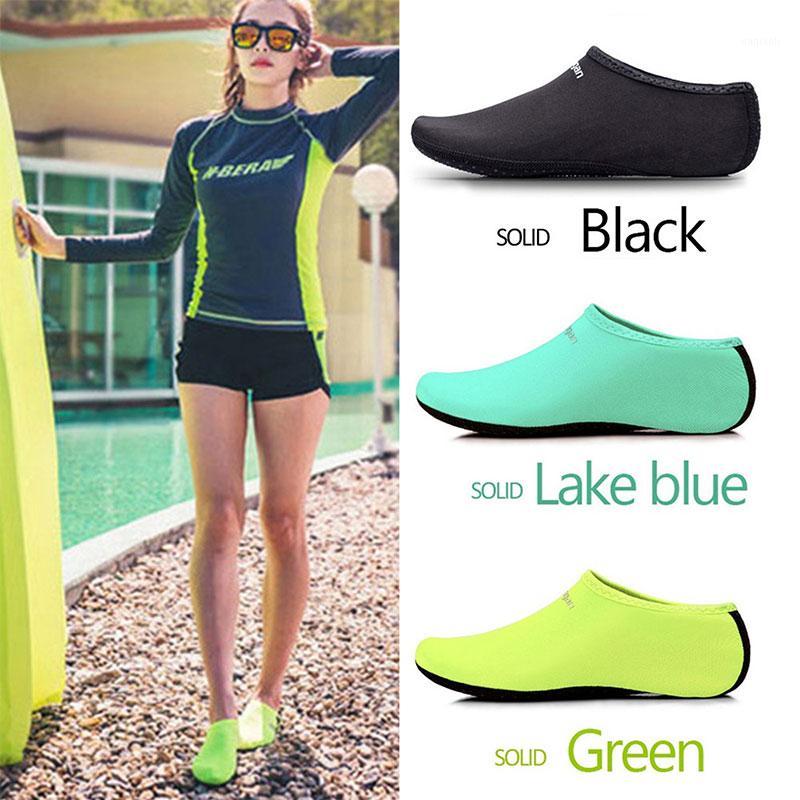 

Diving Shoes 1 Pair Elastic Feet Beach Socks Swimming Socks Waterpark Yoga Outdoor Surfing Water Sports Soft 3 Color1, Lake blue