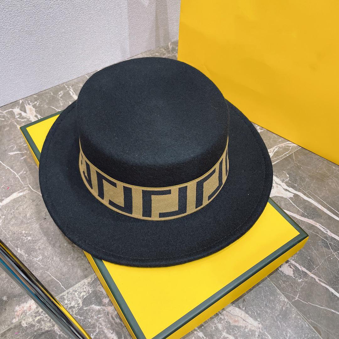 

Winter New Arrival Black Gold Letter Brim Hats Fashion Desingers Elegant Hats Cap, Extra cost