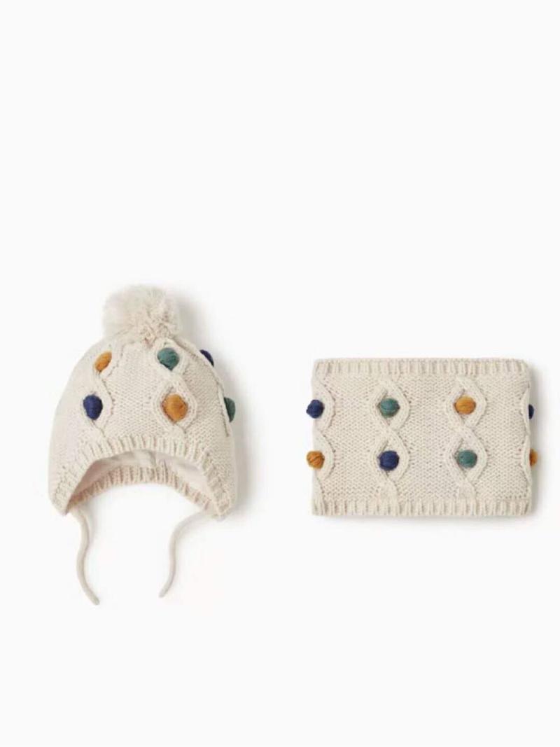 

2020 new flower jacquard 2 play knitted hat knitted scarf sets for baby boys girls children, White