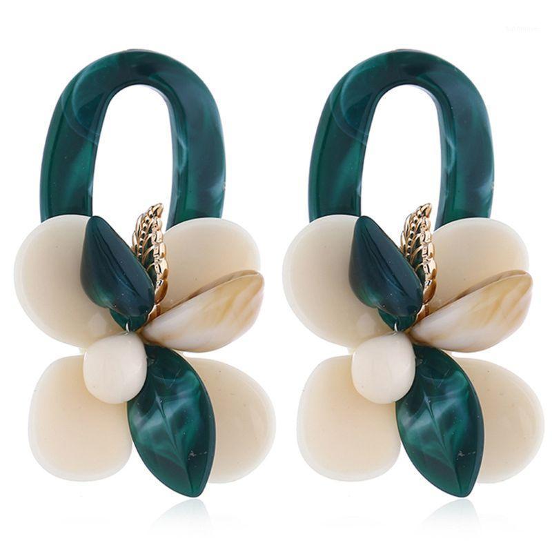 

Restore Ancient Ways Exaggeration Coral Shell Multi-layer Four-leaf Petal O-Design Original Female Earrings1