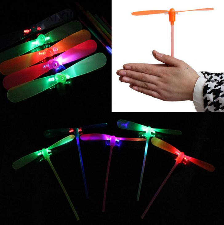 

LED Flashing Flying Dragonfly Toy Plastic Helicopter Boomerang Children Kids Party Christmas Favors Gift Festive Gift