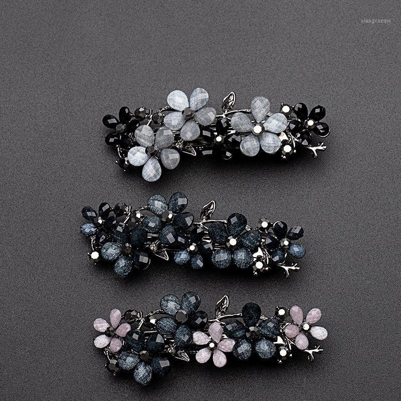 

Hair Clips & Barrettes For Women Fashion Simple Flower Crystal Hairpin Retro Elegant Exquisite Geometry Head Accessories Jewelry Wholesale, Golden;silver