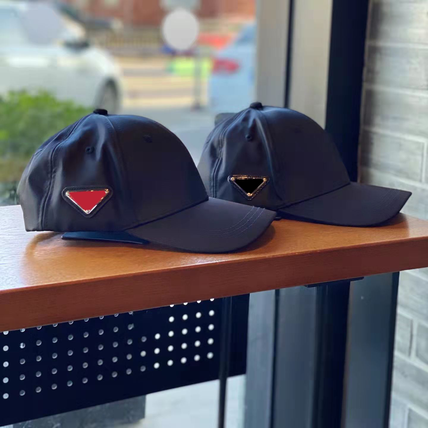 

Mens Ball Caps Designer Outwears Street Hats Sport Style With Letters Budge Printed Adjust Baseball Unisex Cap Hip Hop Hat 4 Options, G-black1