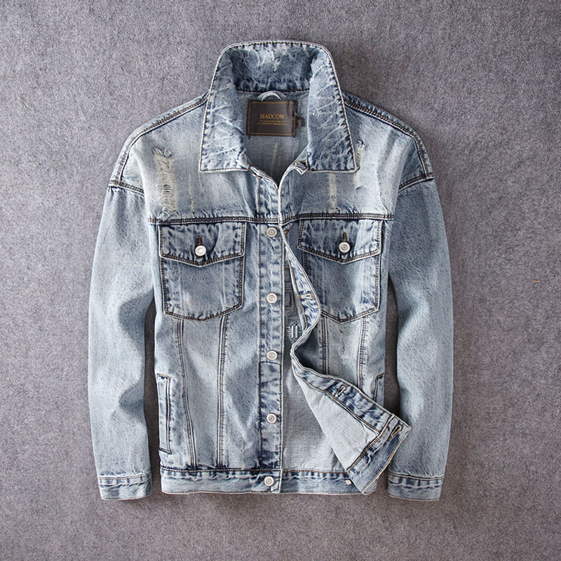 

2021 New Fashion Streetwear Jackets Retro Light Blue Embroidery Designer Ripped Denim Jacket Men Hip Hop Coats Spliced Chaqueta Homme Xpwq