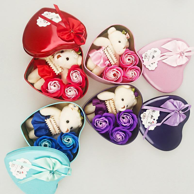 

3 Flower-shaped Soap Rose Soap with Little Bear and Heart-shaped Storage Box Romantic Gift for Lovers Girlfriends L5