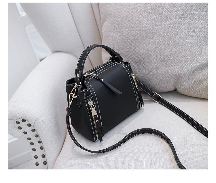 

New style women's handbag fashion One Shoulder Messenger Bag, Black