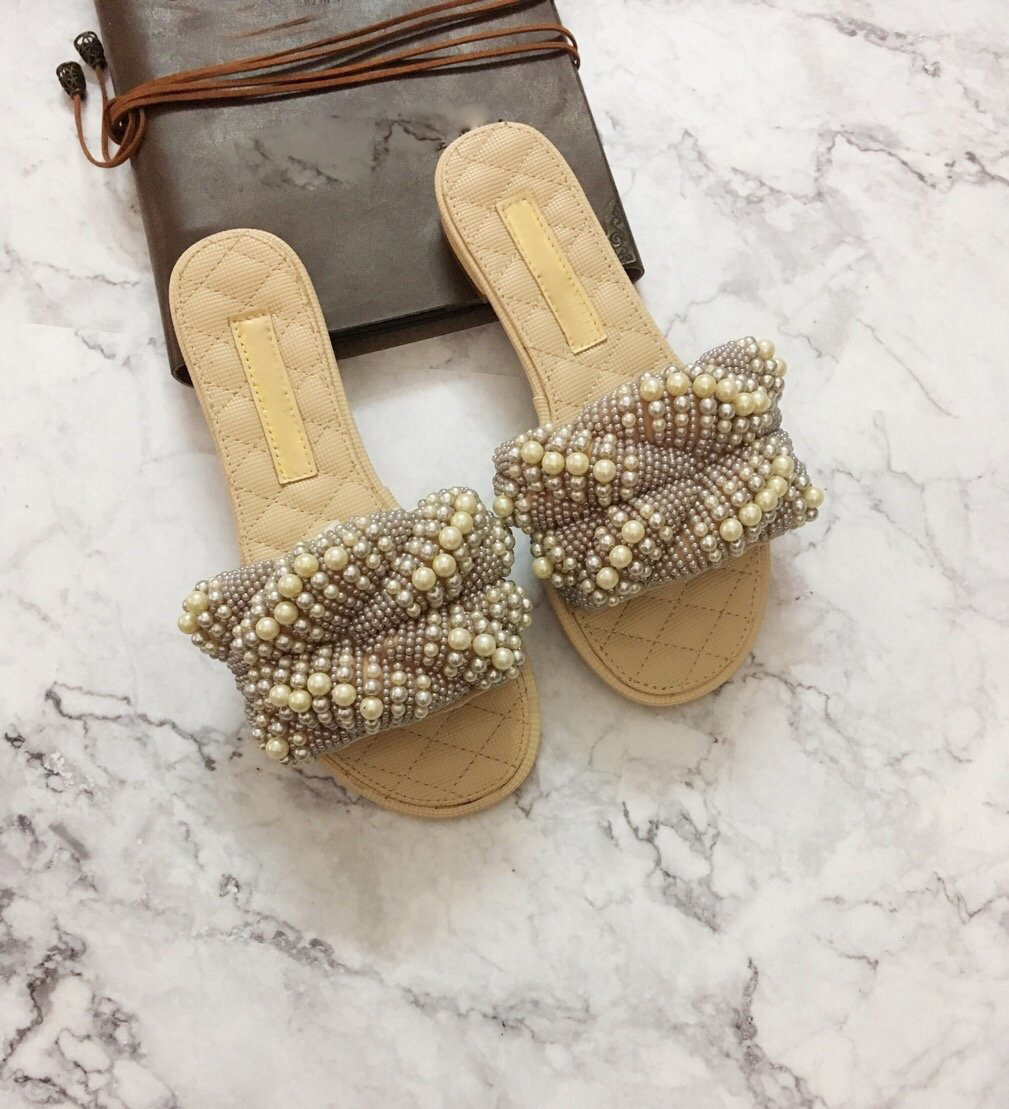 

2020 spring and summer in Europe and America pearl flat slippers fashion outer wear open-toed sandals female shoes a font vacation, Black