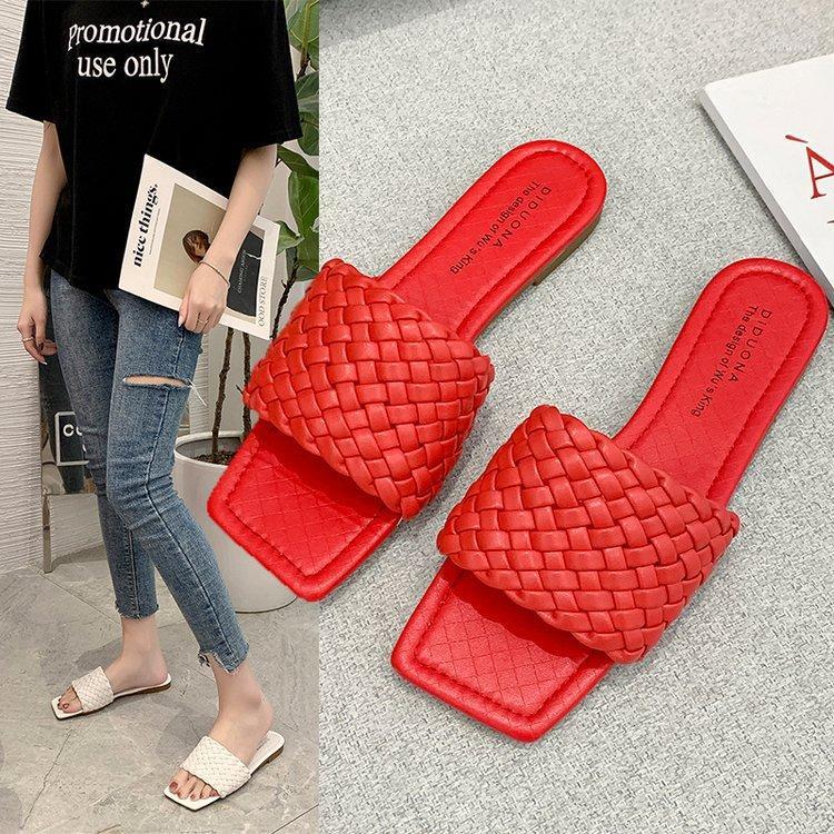 

Women Flat Sandals Outside Genuine Leather Square Head Weaving Bread Catwalks Slippers Shoes Women Designers Flip Flops1, Beige