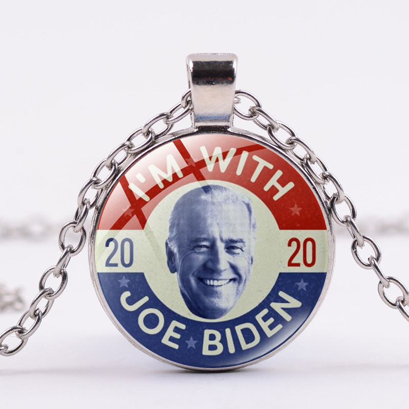 

Bernie 2020 President Campaign Necklace United States President Campain Theme Time Glass Gem Necklace Men Women Souvenir