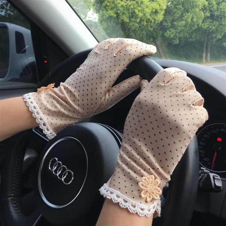 

Five Fingers Gloves Fashion Woman Thin Summer Lace Patchwork Anti-slip Sunscreen Driving Short Dot Women1