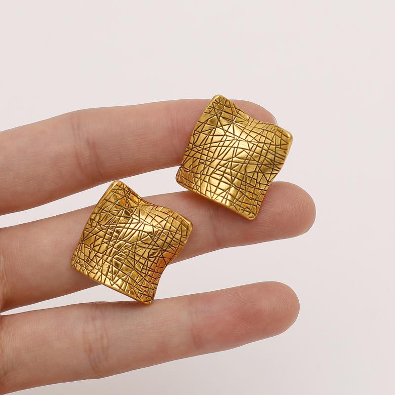 

HUANZHI 2021 New Distressed Metal Irregular Square Shaped Bumps Abstract Line Earring for Women Party Trendy Retro Daily Jewelry