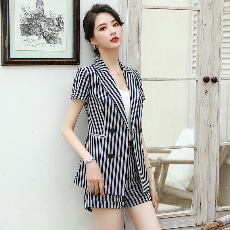 

Fashion high quality women' pants suit two-piece suit 2020 Casual Striped Ladies Blazer Feminine Work clothes Fashion trousers1, Jacket shorts