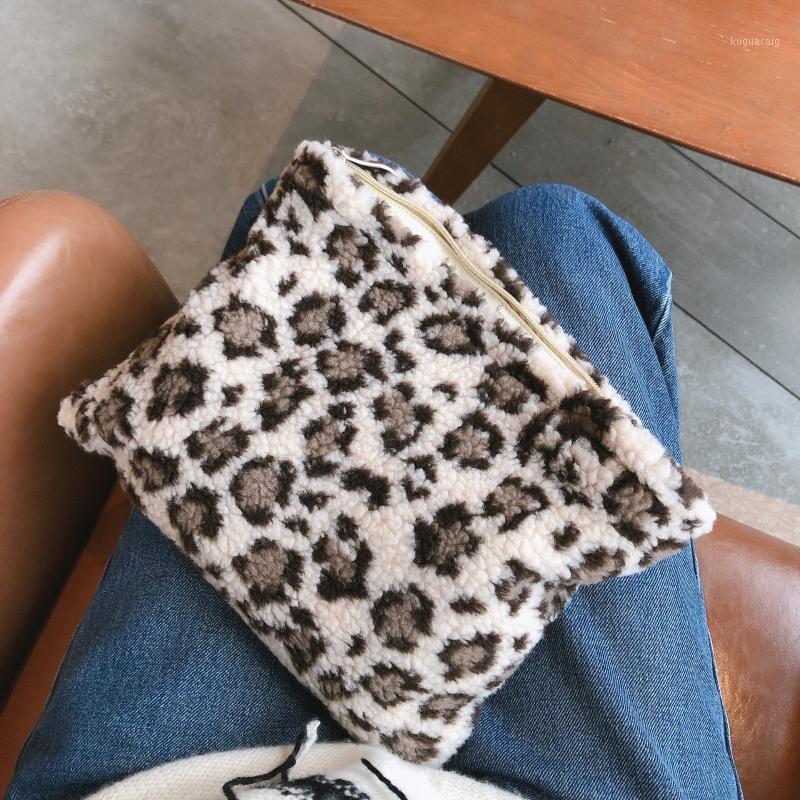 

Large Women Leopard Cosmetic Bag Canvas plush Zipper Make Up Bag Travel Washing Makeup Organizer Beauty Case1, Black