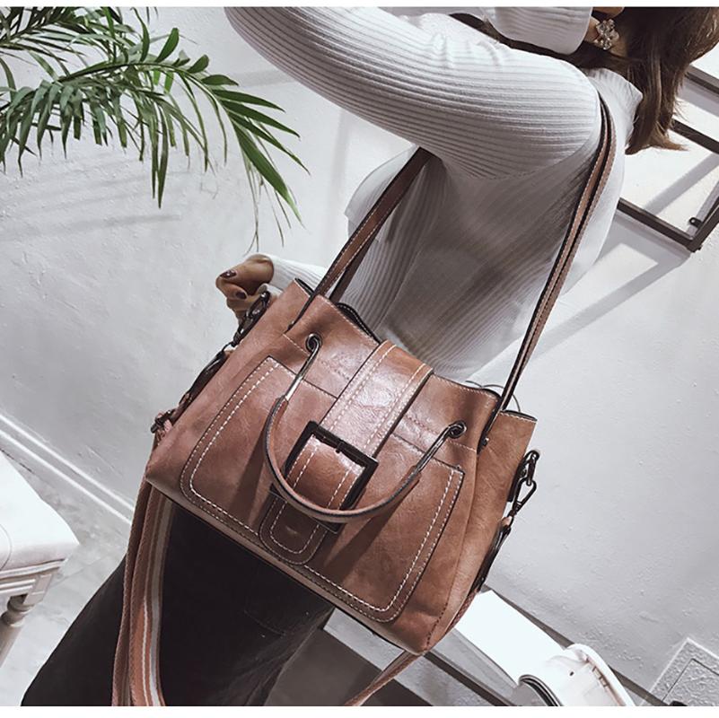 

Fashion Brand Leather Bag Women Luxury Handbags Women Bags Designer Shoulder Bags High Quality Ladies Tote Bag 2021, Black