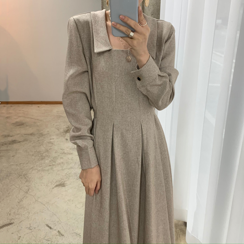 

2021 New Fancy Korean Autumn Dreass Minimalism Elegant Square Turtleneck Plied Medium Length High Waist Vintage Dress RSQL BNYC, Dark grey