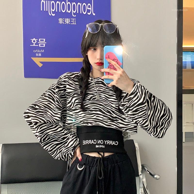 

Saliency Autumn 2020 Fashionable Women's Clothing Loose Long Sleeve T-shirt Zebra Print Short Top with Two Pieces Suspenders1, Top and siling
