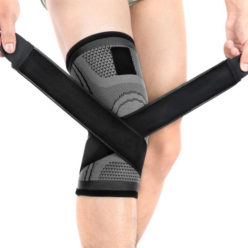

Men & Women Sports Knee Wraps Knee Straps Compression & Elastic Support for Cross Training Gym Workout Weightlifting Fitness1, Green