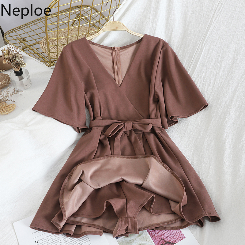 

Neploe 2020 Solid V Neck Women Jumpsuit Fashion Korean Short Sleeve Lace Up Playsuit Casual High Waist Wide Leg Bodysuit 81272 T200704, Burgundy