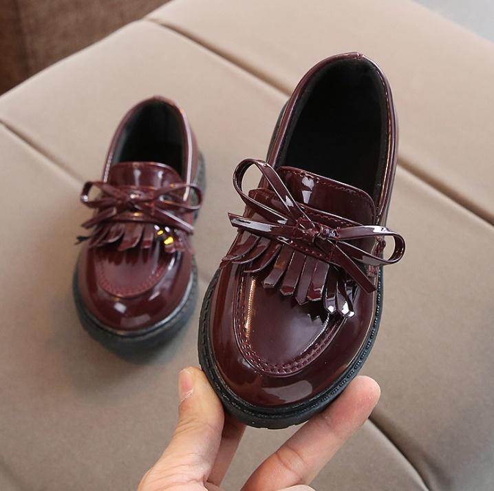 

New 2020 Children's Leather Shoes Girls Princess Dance Shoes Student Performance Retro Patent Leather Baby Kids Sneakers, Black