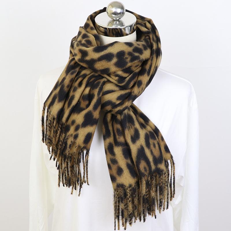 

Scarves Fashion 2021 Style Leopard Print Women Scarf Winter Warm Cashmere Lady Shawls Foulard Female Neck