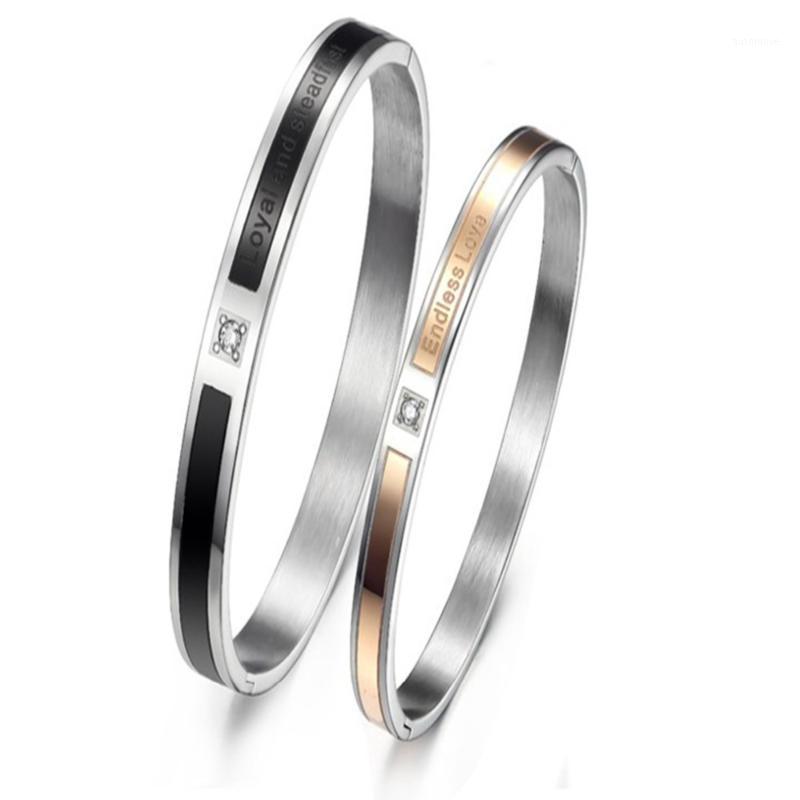 

Classic Fashion Crystal Couple Bracelet High Quality Men and Women Titanium Steel Couple Bracelet Holiday Gift 3-GH6121