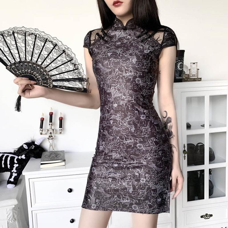 

Chinese Traditional Dress for Women Vintage Print Festival Clothes Gothic Sexy Mini Cheongsams Party Fashion Satin Qipao Robe1