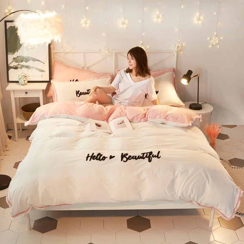 

Crystal Velvet Tassel Embroidery Bed Set Duvet Cover Flat Fitted Bed Sheet Pillowcases AB White With Pink Grey With White