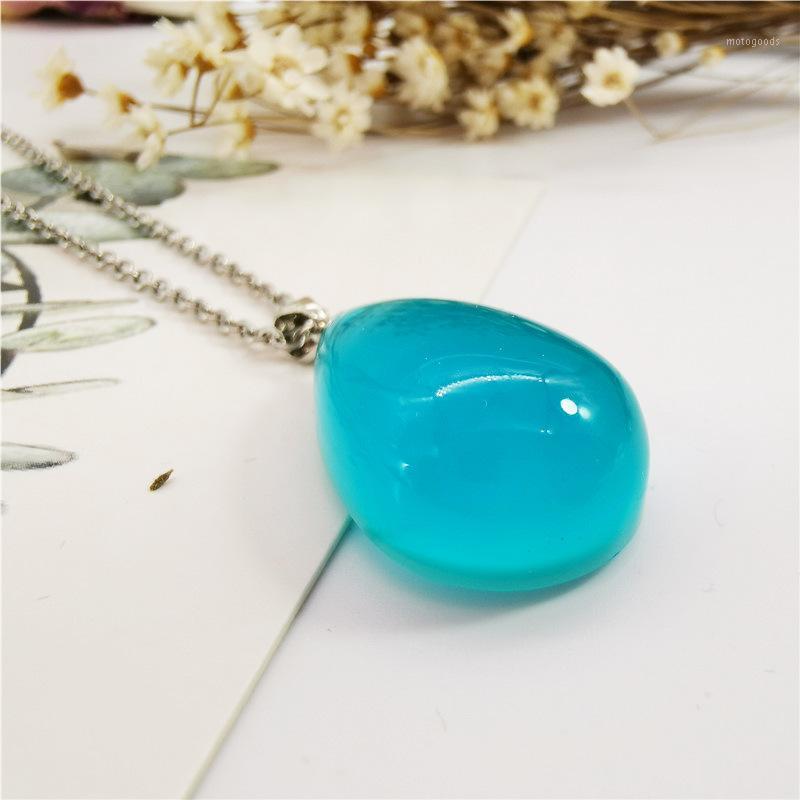 

Antique Luminous Stone Pendant Necklace Glows In The Dark Beads Pendant Water Drop Shape Charming Necklace Lovers Jewelry1