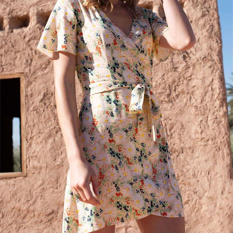 

Women Dress 2020 Spring and Summer New Dress Fashion Casual Sweet Daisy Print V-neck Mini, Mixed