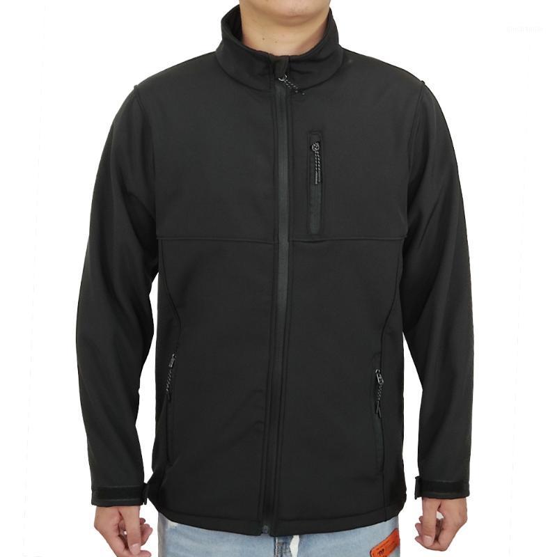 

Outdoor garment of soft shell fleece warm hot with classic men' black big yards mountaineering waterproof windproof breathable1