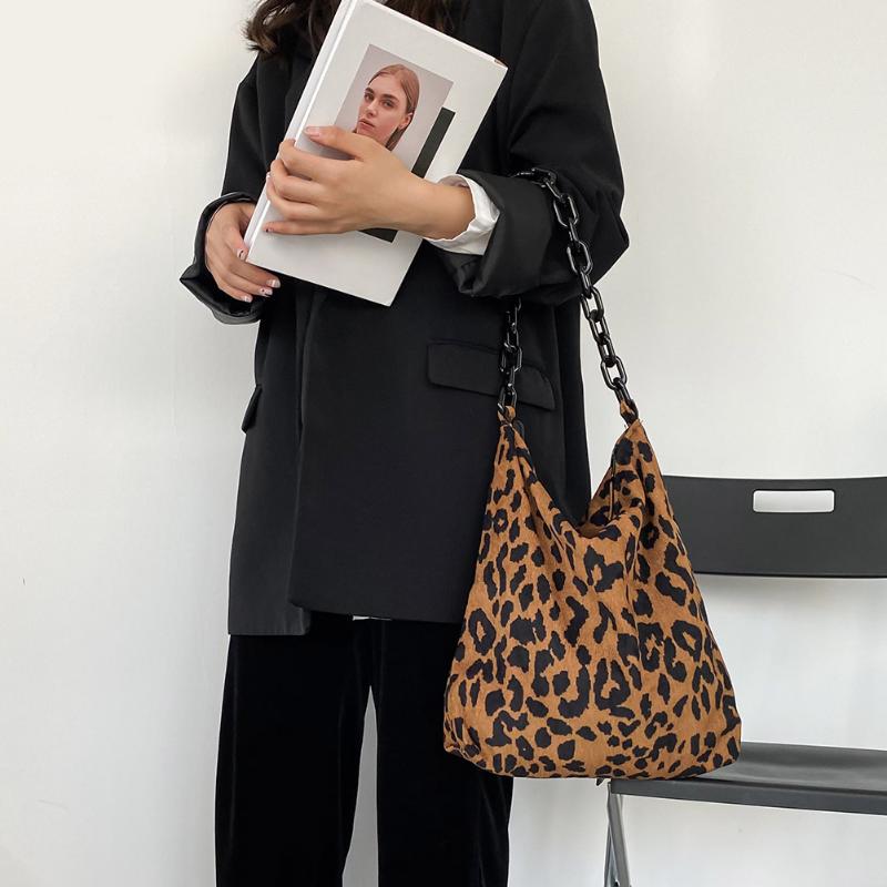 

Corduroy Shoulder Bag for Women 2021Luxury Fashion High Quality Thick Chain Tote Lady Travel Shoulder Shopping Bag, Black