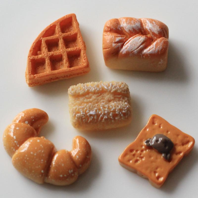 

20/50pcs Cute New Croissant Bread Resin Miniature Art Cabochons Flatback DIY Craft scrapbooking