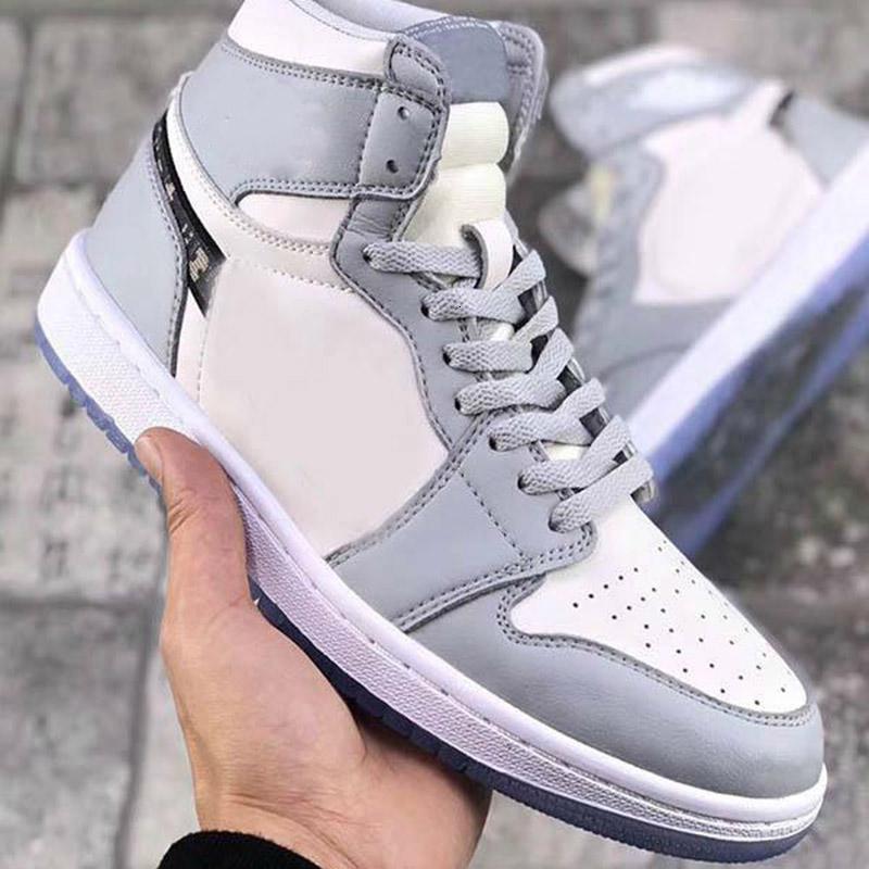 

x 1 High OG 1s Men Women Basketball Shoes White Grey Black Sail Athletic Fashion Des Chaussures Outdoor Sports Trainers Sneakers Size 36-45