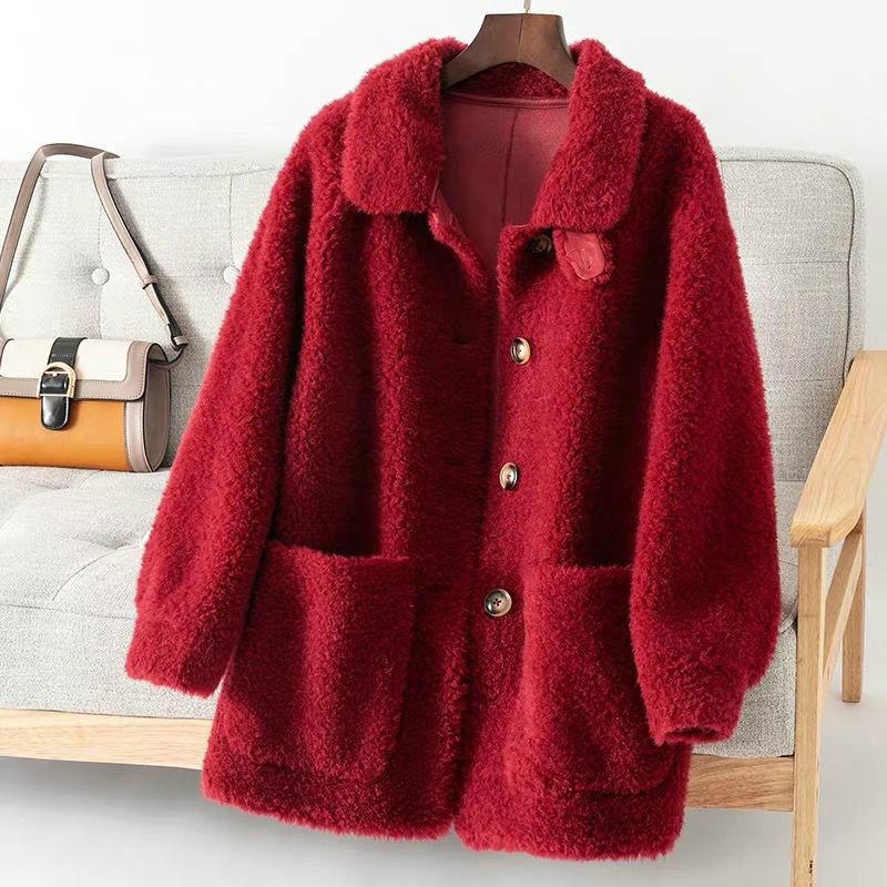 

2020 Women Autumn Winter Faux Lamb Fur Sheepskin Coat Genuine Granular Sheep Shearing Jacket Female Casual Warm Outerwear L56, Red
