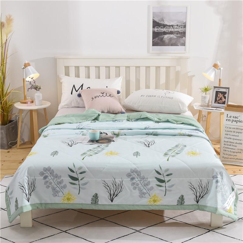 

Comforters & Sets 2021 Cotton Fabric Air Conditioner Quilt Bed Cover Thin Cool Summer Comforter Queen Full Twin Size Housse De Couette Edred