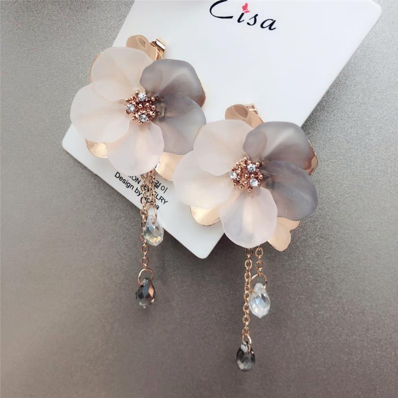 

Trendy White Sweet Temperament Flower Tassel Crystal Dangle Earrings Water Drill Acrylic Petal Chain Long Drop Earring Jewelry