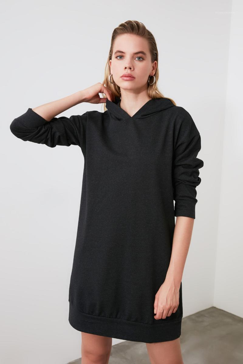 

Anthracite Color Cinnamon Color Hooded Knitted Sweat Women Dress1, Ks06032456g