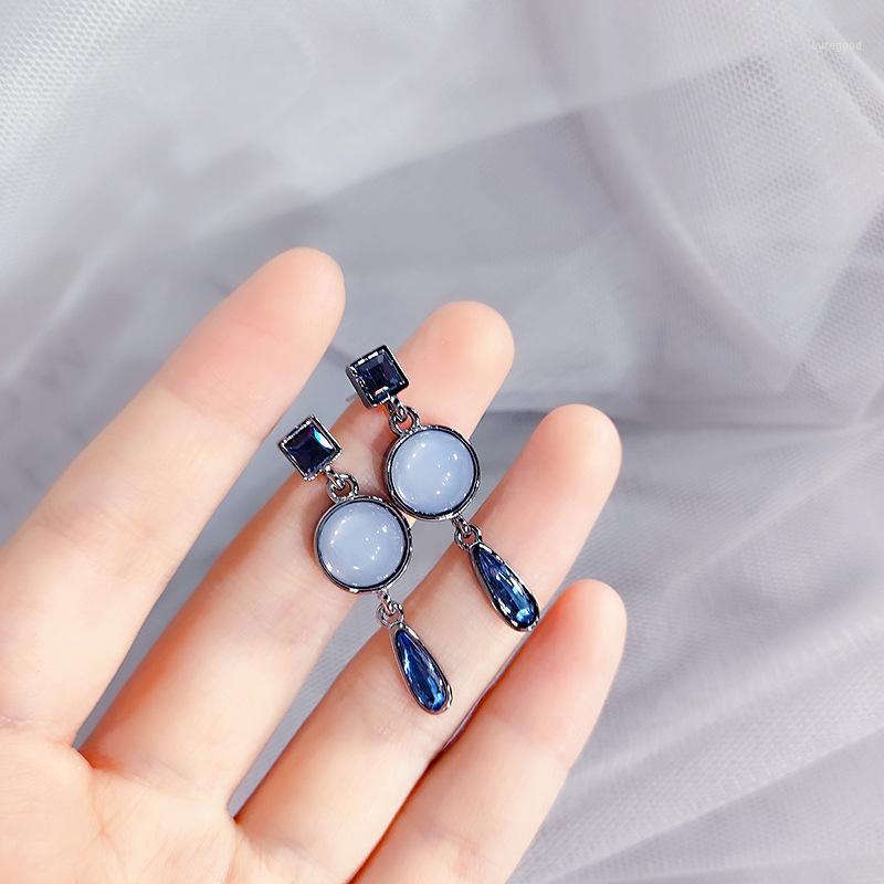 

Dangle & Chandelier Dominated 2021 Fashion Design Geometric Metal Crystal Water Drop Temperament Delicate Joker Women Earrings1