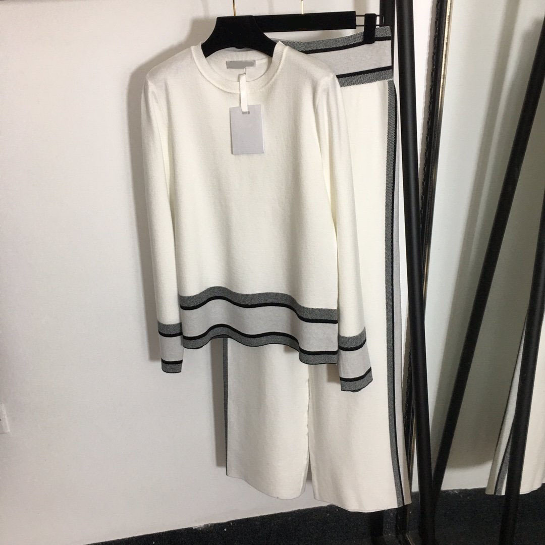 

120 2021 Spring Brand Same Style Two Pieces Sets Crew Neck Empire Black White Long Sleeve High Quality Nishi