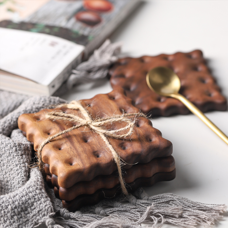 

2021 New Beech Black Walnut Wood Cup Mat Cookie Natural Coaster Tea Coffee Mug Holder Mats Crafts for Wedding Party Decoration 8mqo