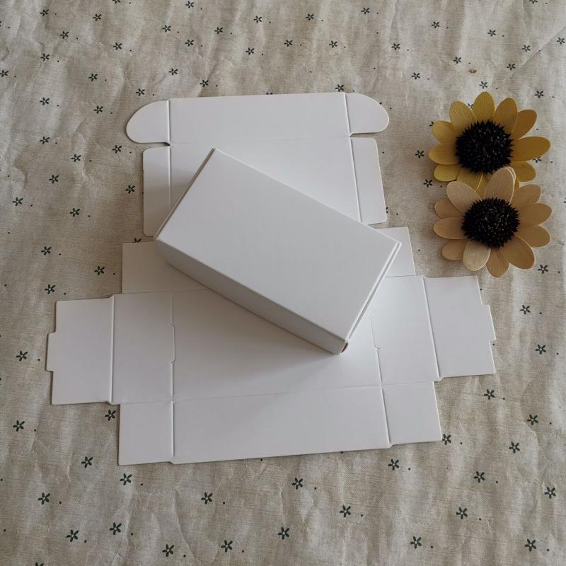 

8.9*6.2*2.5cm Kraft Paper box Wedding Candy Box vintage rustic wedding supplies shipping boxes packaging 50pcs/lot