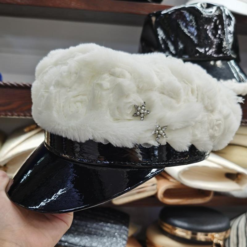 

202009-YY autumn WINTER rose pearl star pu brim leisure lady Octagonal hat women visors cap, White