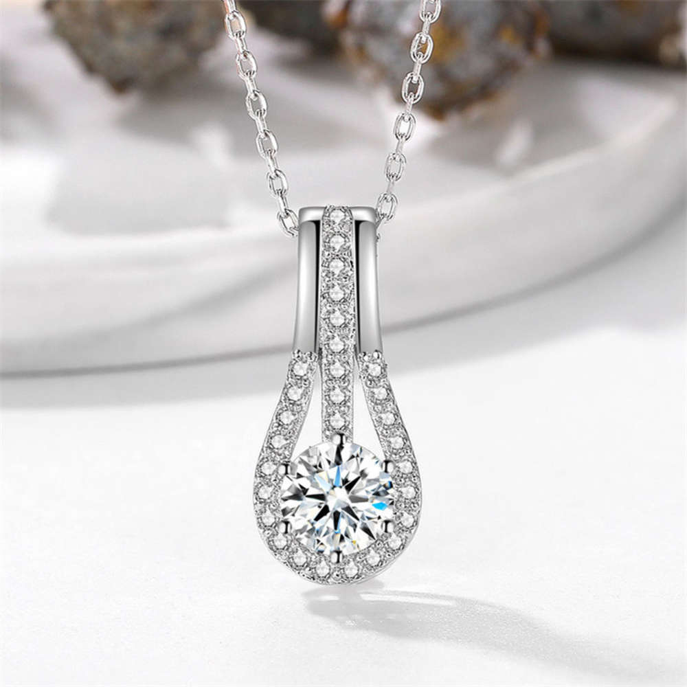 

Luxurys Designers Fashion Dz083 new style stone inlaid women's Pendant 80 points imitation pendant accessories