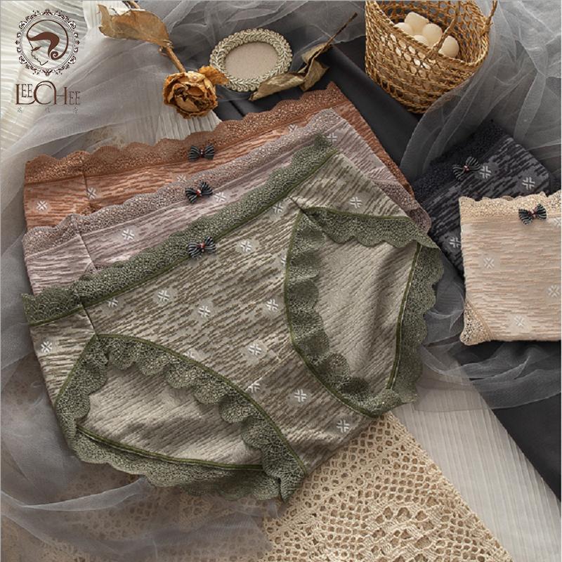 

Leechee 2021 Japanese Sweet Bow Women Underwears Cotton Crotch Lace Panties Breathable Traceless Lingerie Femme Mid Waist Briefs, Beige