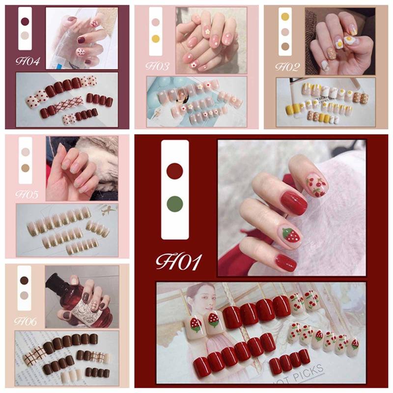 

Fake Nails Art Nail Tips Press on False with Designs Set Full Cover Artificial Short Packaging Kiss Display Clear Tipsy Stick, 11